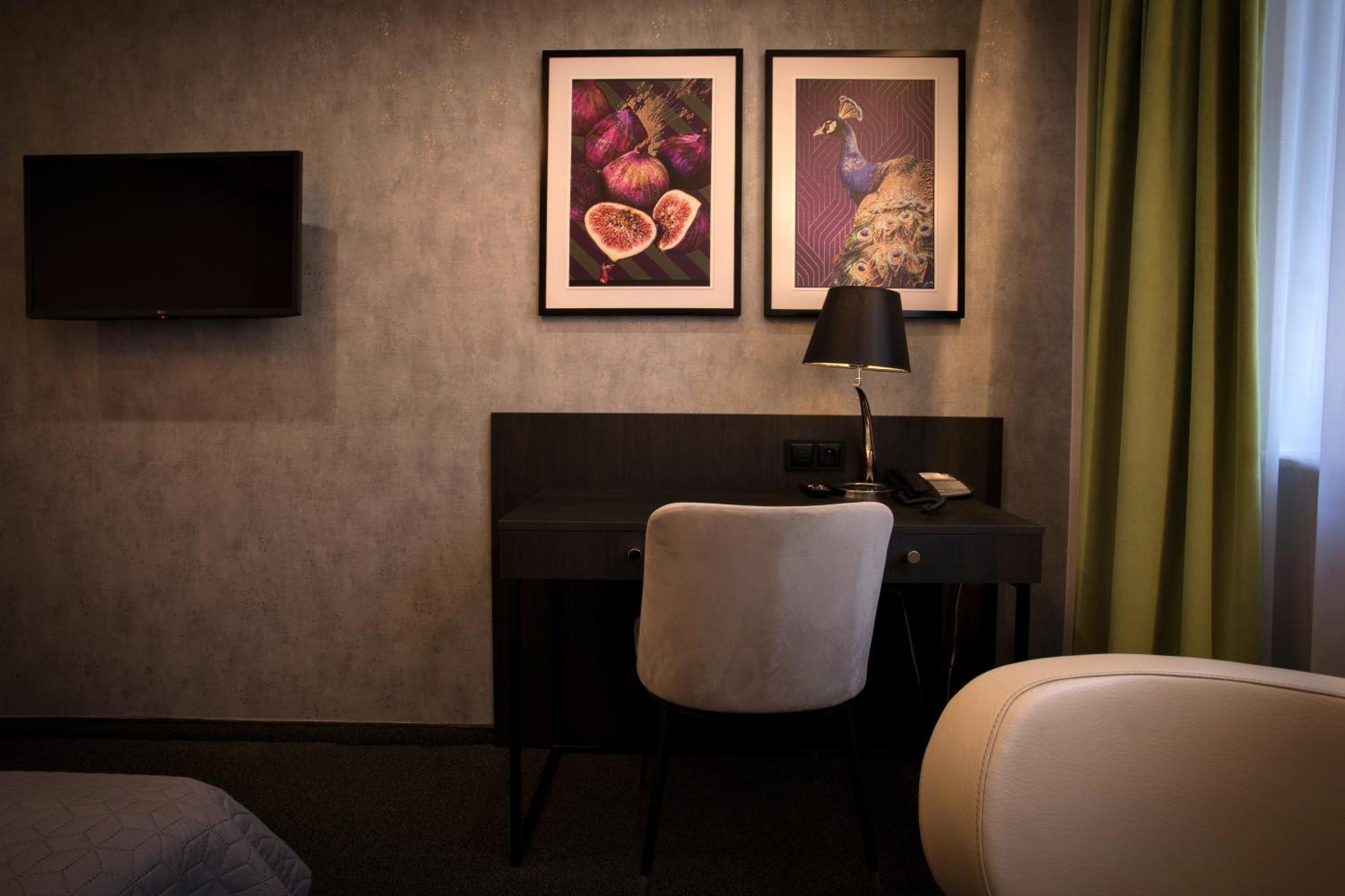 Hotel Atrium Krakow Bagian luar foto