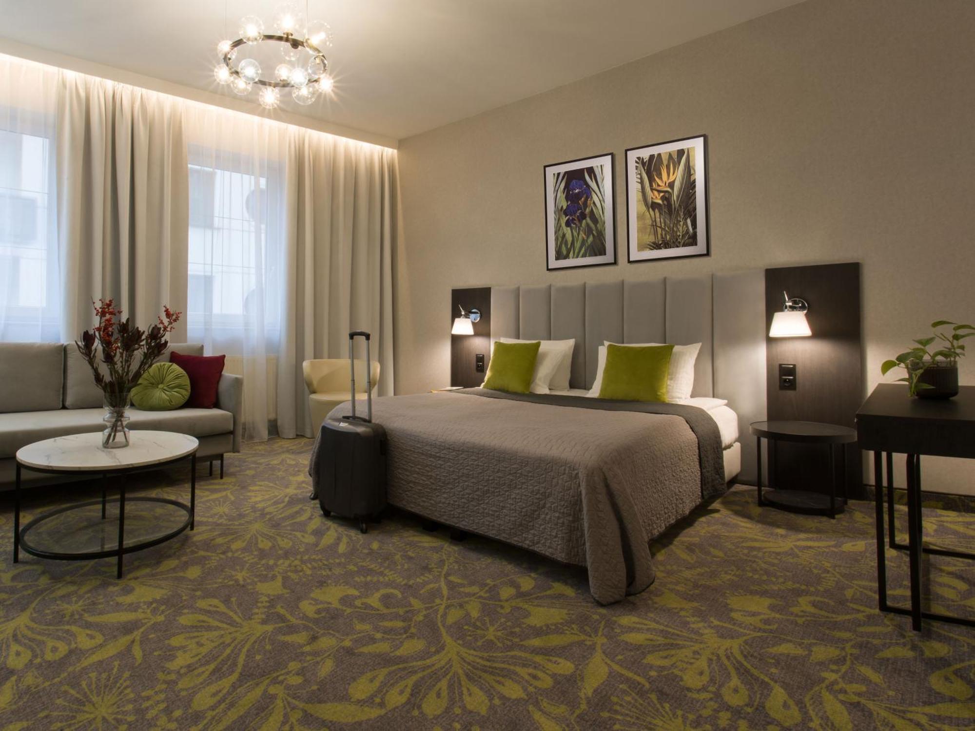 Hotel Atrium Krakow Bagian luar foto